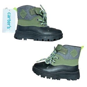 Carter's Duck Boots kids size 7 Black , gray & green New with tag